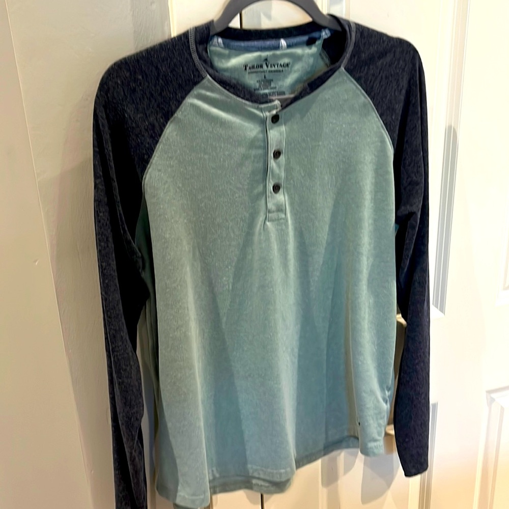 Mens Henley Tee